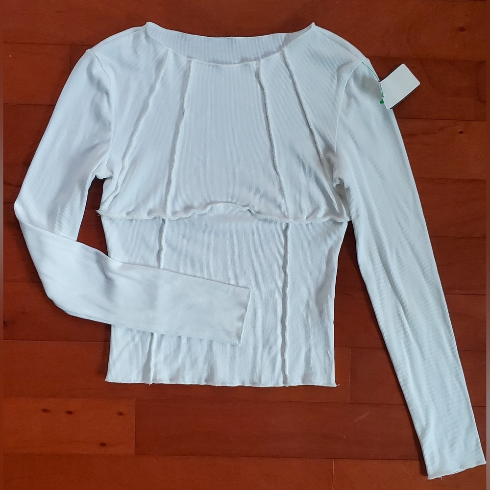 Elegant White Long Sleeve Top Size Small